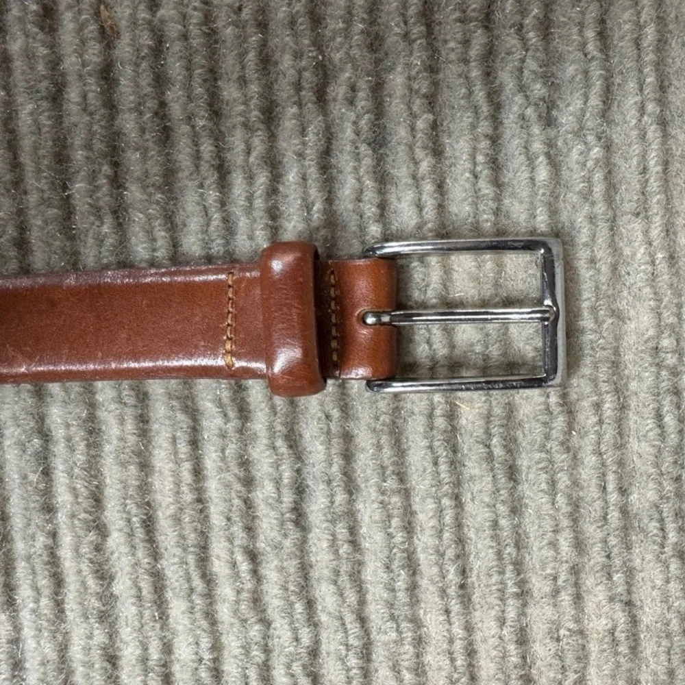 J.Crew Mens Brown Italian Leather Dress Belt Size 30 Silver Buckle E3145